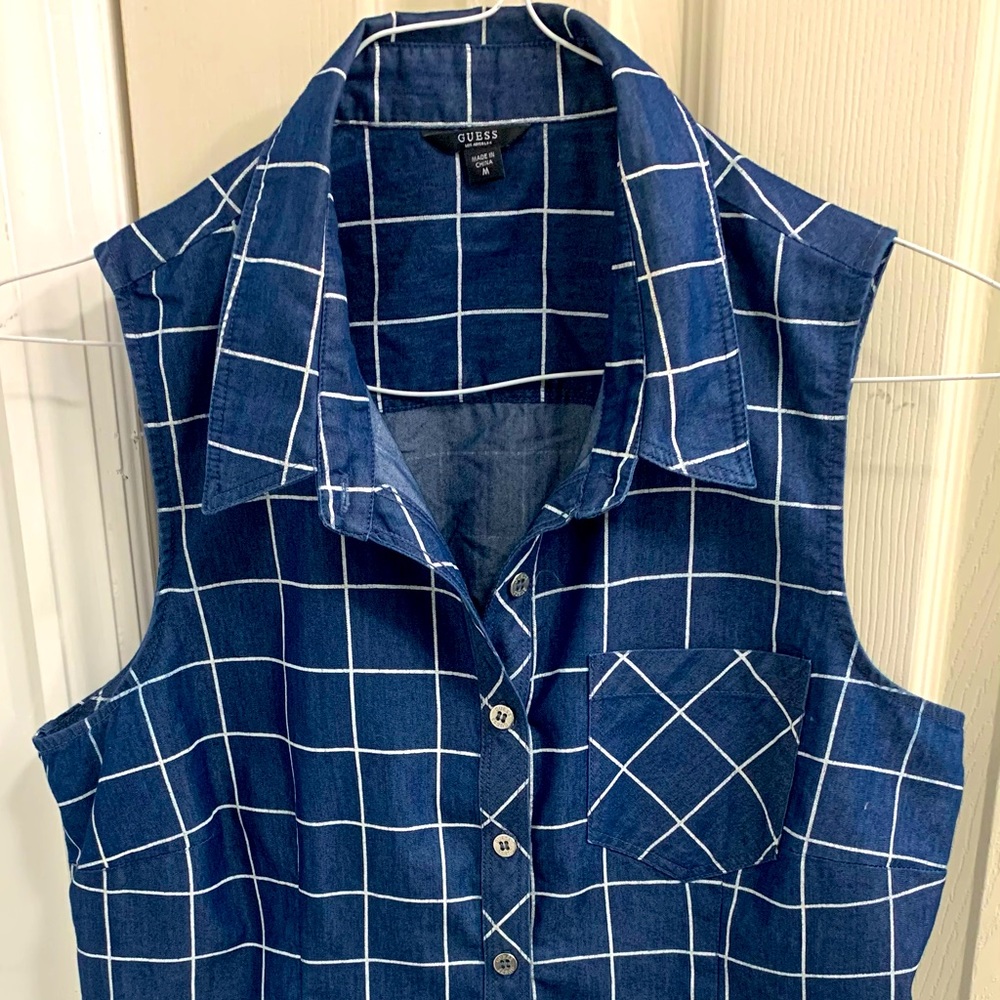 Guess Top